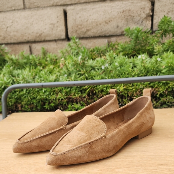 Bella Vita Alessi Tan Suede Leather Flats Size 8 - Picture 1 of 12
